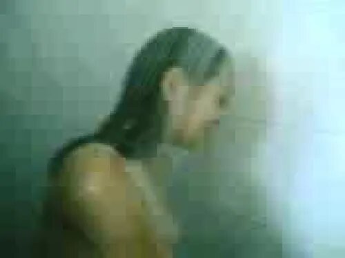 Bokep Mahasiswi Ita Lagi Mandi Di Ganggu Hotel Madura