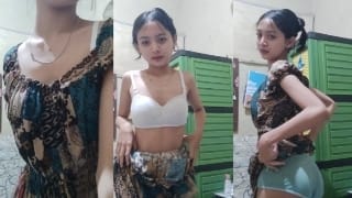 Bokep Indo Andini Permata Cantik Goyangan Bikin Cepet Crot