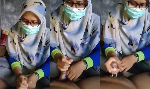 Bokep Dikocokin Stw Jilbab Selingkuhan